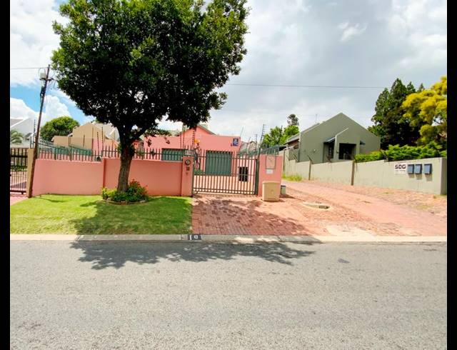 3 BEDROOM HOUSE FOR SALE IN ELANDSHAVEN